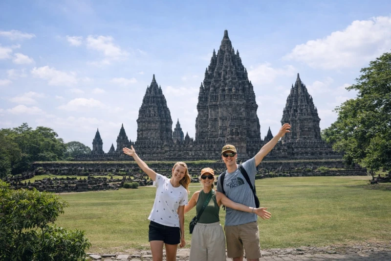3d2n-yogyakarta-private-tour-jomblang-timang-merapi-borobudur-sunrise